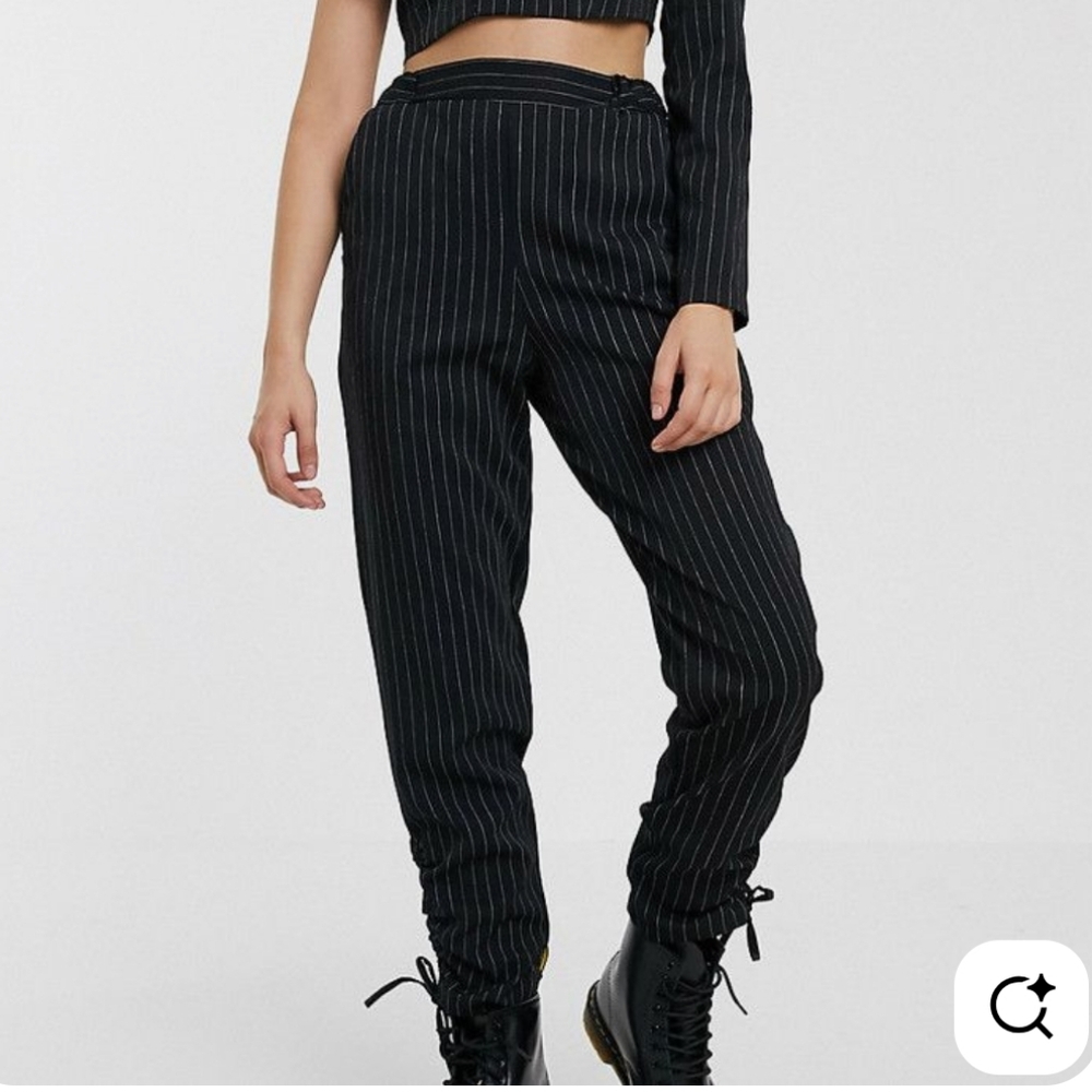 ASOS Reclaimed Vintage Women's Blk/Wht Pinstripe Ruched Cuff Pants. UK 12, US 8